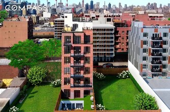 The Sunswick in Long Island City, NY - Building Photo - Building Photo