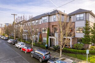 1420 NW 20th Ave in Portland, OR - Building Photo