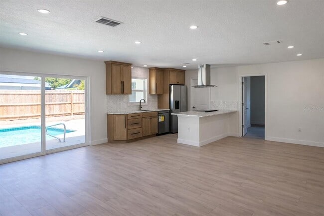 4018 29th Ave W in Bradenton, FL - Building Photo - Building Photo