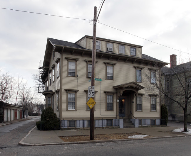 20-20½ Dexter St in Providence, RI - Building Photo - Building Photo