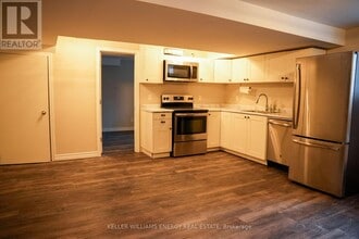 134 Melrose St in Oshawa, ON - Building Photo - Building Photo