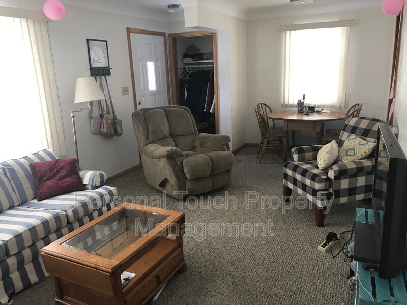 2311 7th St S in Moorhead, MN - Building Photo