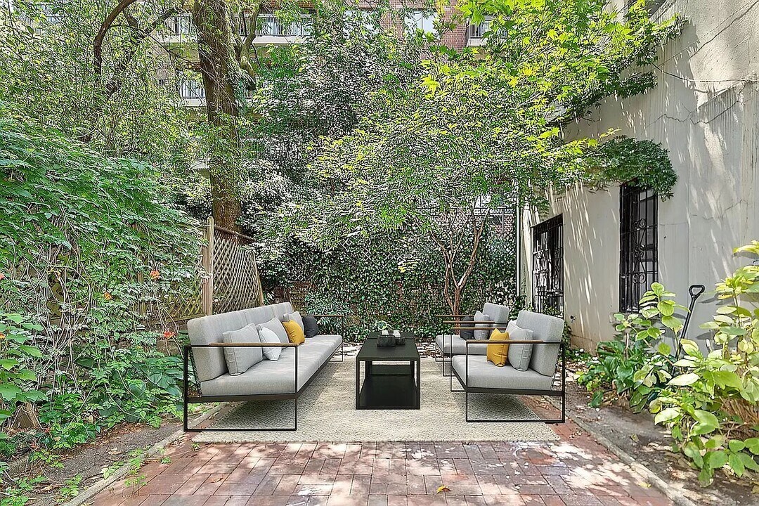 208 E 31st St-Unit -1RR in New York, NY - Building Photo