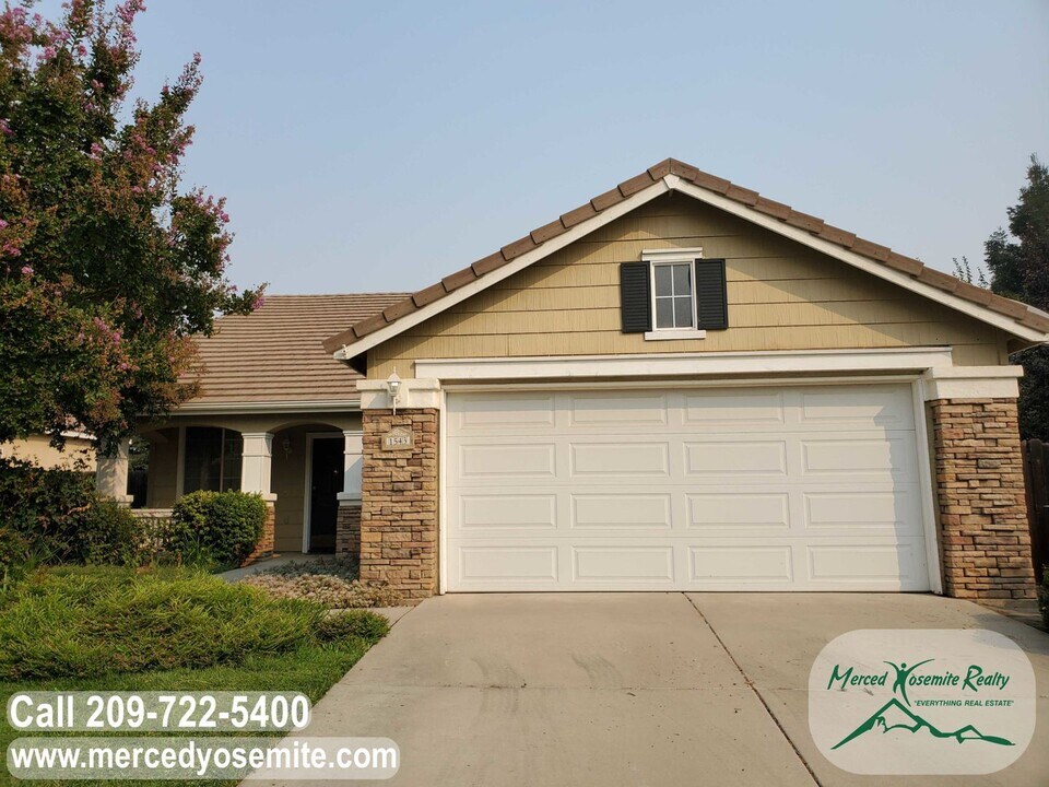1543 Partridge Dr in Merced, CA - Building Photo