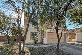 12571 W Mauna Loa Ln in El Mirage, AZ - Building Photo - Building Photo