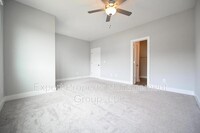 14 S Laird Dr in Clayton, NC - Building Photo - Building Photo