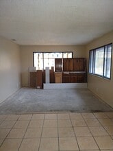 18333 Taloga Ln in Apple Valley, CA - Building Photo - Building Photo