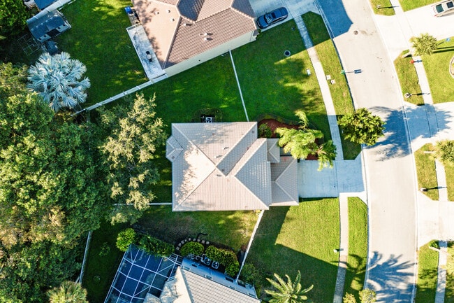 255 Saratoga Blvd E in West Palm Beach, FL - Building Photo - Building Photo