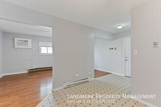 1530 Pioneer Rd in Crest Hill, IL - Building Photo - Building Photo