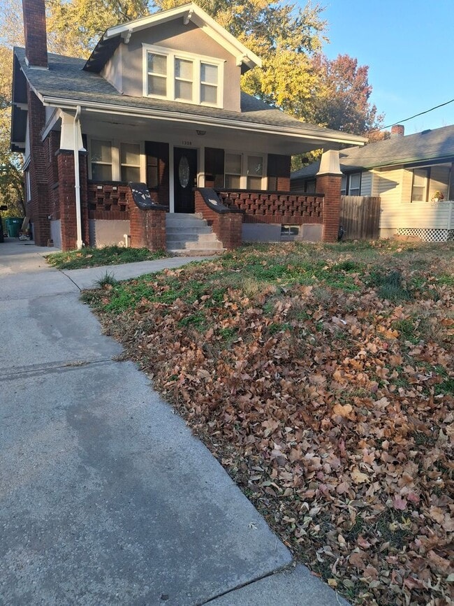 property at 1308 W College St