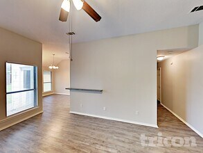 1508 Manitoba Ln, Unit 307A203 in Glenn Heights, TX - Building Photo - Building Photo