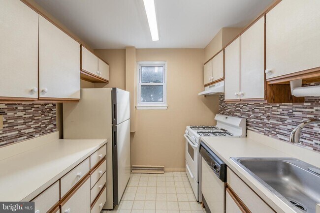 4411 Falls Bridge Dr photo'