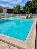 11502 7th Ln N, Unit 1406 in St. Petersburg, FL - Building Photo