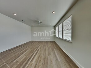 216 Latitia Lane in Mcdonough, GA - Foto de edificio - Building Photo