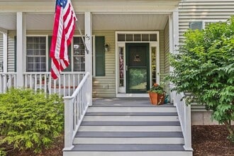 65 Forman Dr in Colchester, VT - Foto de edificio - Building Photo