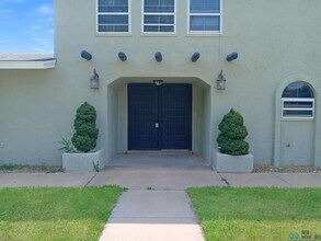 1710 Fairway Terrace in Clovis, NM - Building Photo - Building Photo
