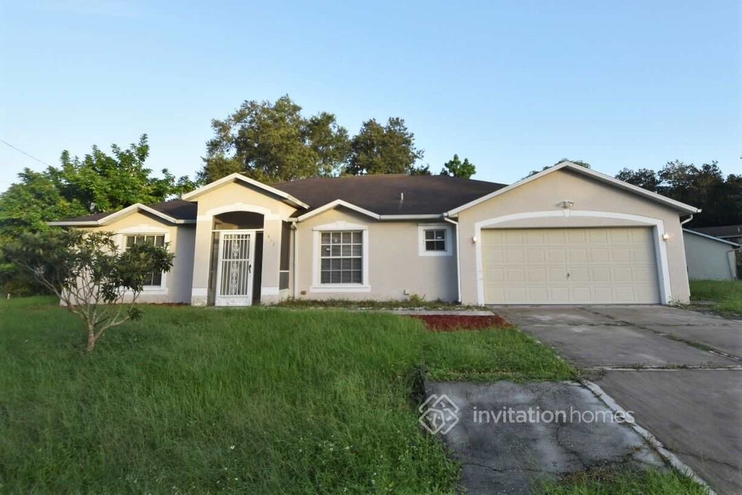 1417 Strasburg Dr, Unit 0-430 in Port Charlotte, FL - Foto de edificio