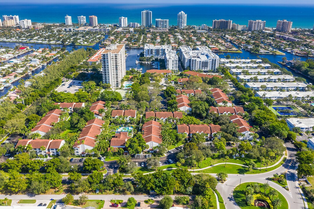 10X Port Royale in Fort Lauderdale, FL - Building Photo