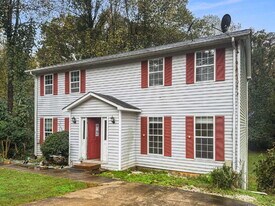 2944 Bridge Dr in Gainesville, GA - Building Photo