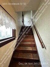 1015 Dickinson St SE in Grand Rapids, MI - Building Photo - Building Photo