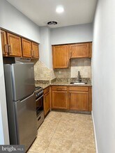 402 W Walnut Ln-Unit -3 in Philadelphia, PA - Building Photo - Building Photo