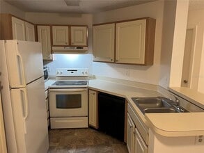 2564 Grassy Point Dr in Lake Mary, FL - Building Photo - Building Photo