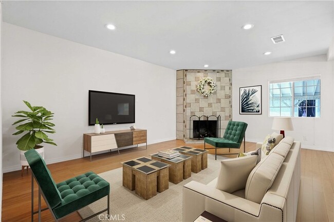 5341 Garden Grove Ave in Los Angeles, CA - Building Photo - Building Photo