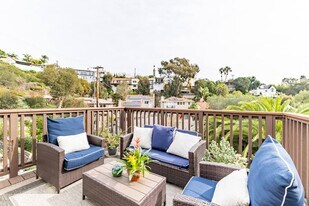 3523 Crowell St in San Diego, CA - Building Photo