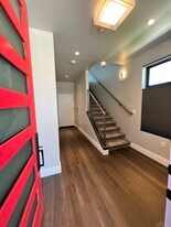 100 High St in Reno, NV - Building Photo