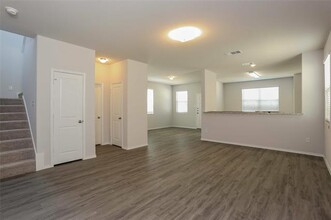 5516 Shore Point Trl in Fort Worth, TX - Building Photo - Building Photo