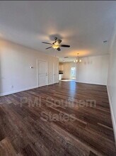 305 Clarus Crk Wy in Travelers Rest, SC - Building Photo - Building Photo