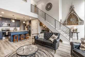 108 W Main St in Thorntown, IN - Building Photo - Building Photo