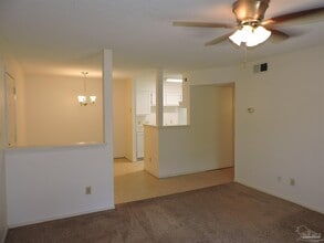 2299 Scenic Hwy in Pensacola, FL - Building Photo - Building Photo