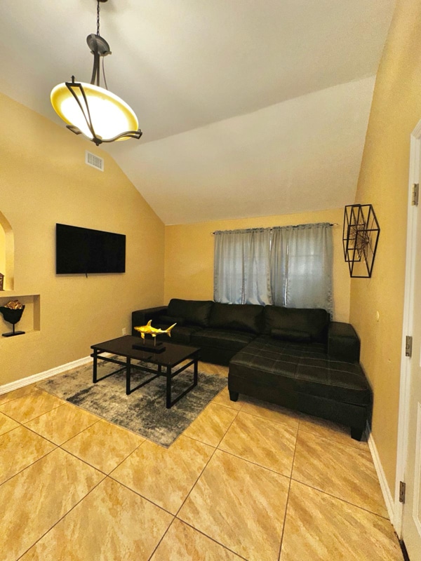property at 121 S Kansas Ave