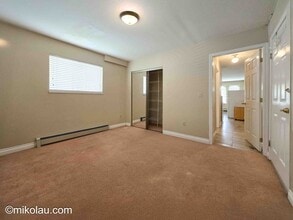 3773 Burke St in Burnaby, BC - Building Photo - Building Photo