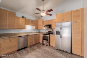 712 N Santa Barbara in Mesa, AZ - Building Photo - Building Photo