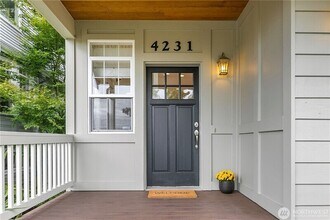 4231 Williams Ave W in Seattle, WA - Building Photo - Building Photo