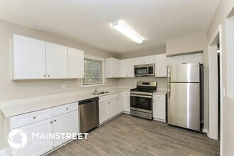 5168 Legendary Ln in Acworth, GA - Foto de edificio - Building Photo