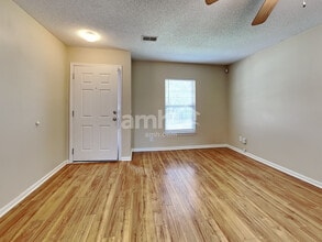 193 Wildberry Ln in Goose Creek, SC - Building Photo - Building Photo