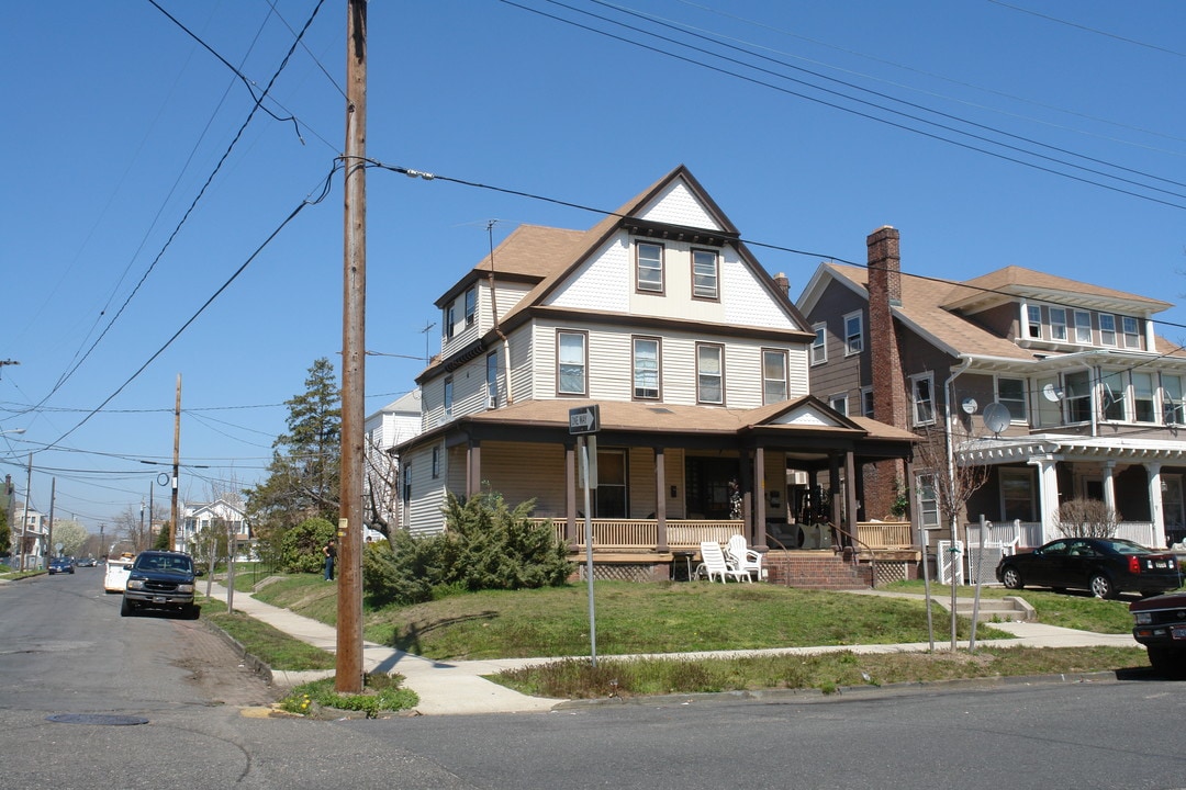 309 2nd Ave in Asbury Park, NJ - Foto de edificio