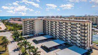 500 Palm Springs Blvd in Indian Harbour Beach, FL - Building Photo