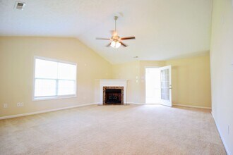 137 Water Wood Ct in Raeford, NC - Building Photo - Building Photo