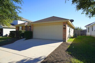 8434 Favero Cove in Converse, TX - Building Photo - Building Photo