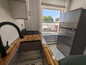 124 S 2nd St in Knoxville, IA - Building Photo - Building Photo