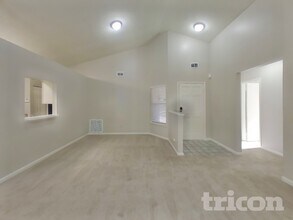 2346 Blossom Ridge Dr N in Jacksonville, FL - Building Photo - Building Photo