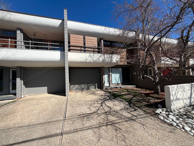 1229 Kalmia Ave in Boulder, CO - Building Photo - Building Photo