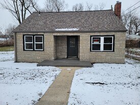 2413 W 27th St in Anderson, IN - Building Photo