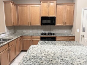 3305 Knollcrest Ln in Pearland, TX - Building Photo - Building Photo