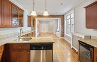 295 Commonwealth Ave, Unit 4 in Boston, MA - Building Photo - Building Photo