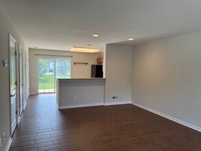 1540 Artisan Ct in Breinigsville, PA - Foto de edificio - Building Photo